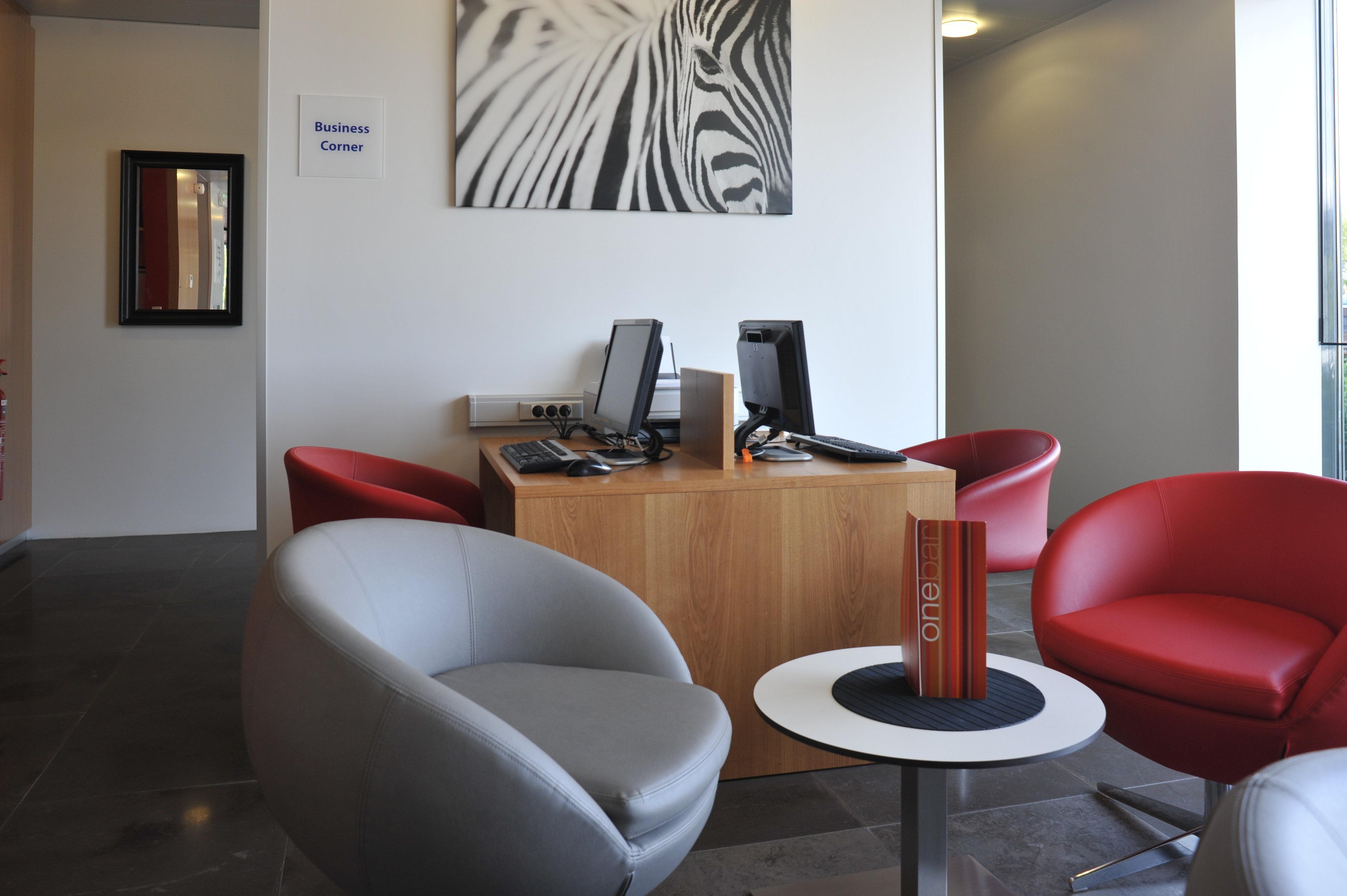 Holiday Inn Express Saint-Nazaire By Ihg Exterior photo