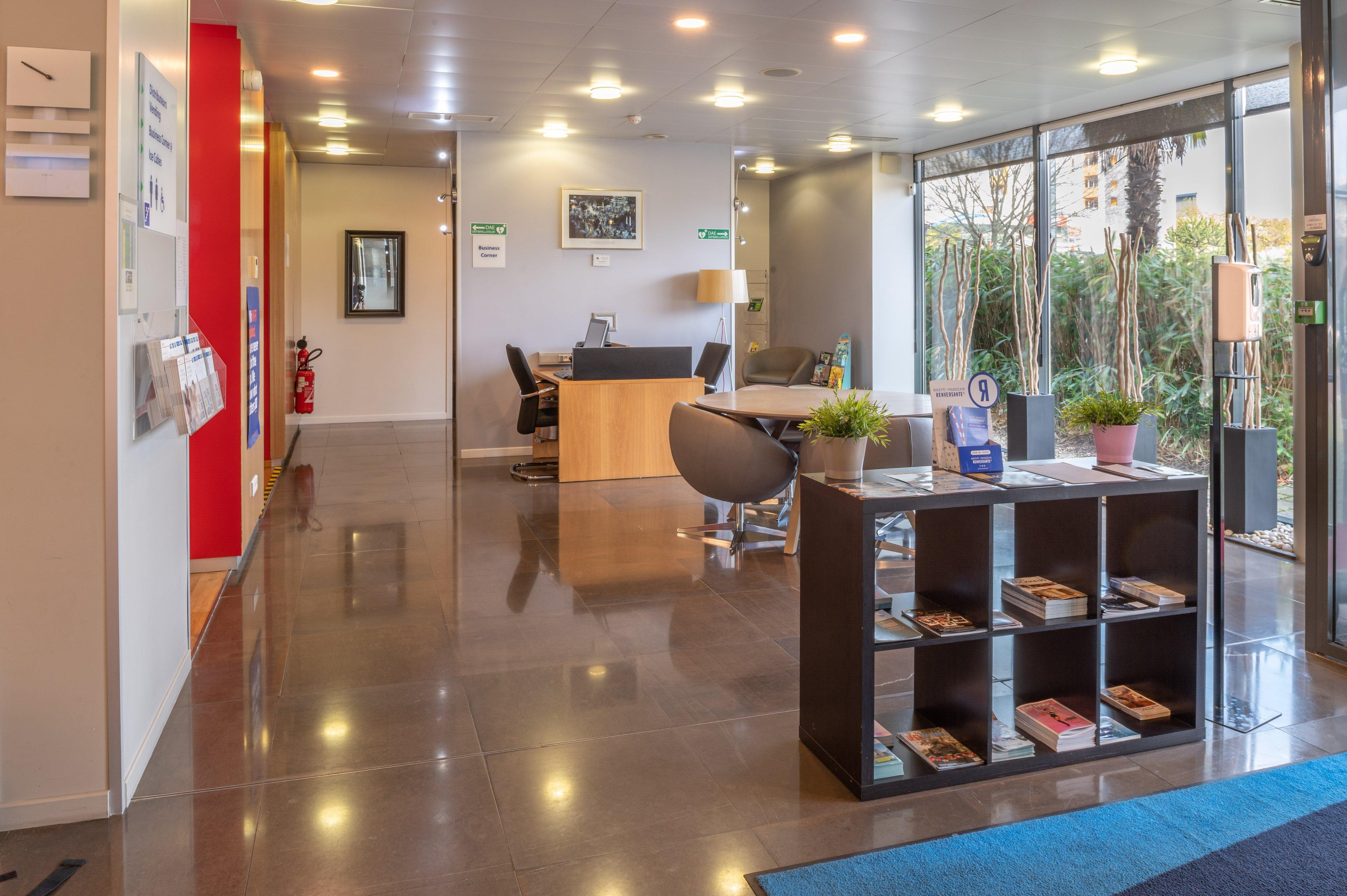 Holiday Inn Express Saint-Nazaire By Ihg Exterior photo